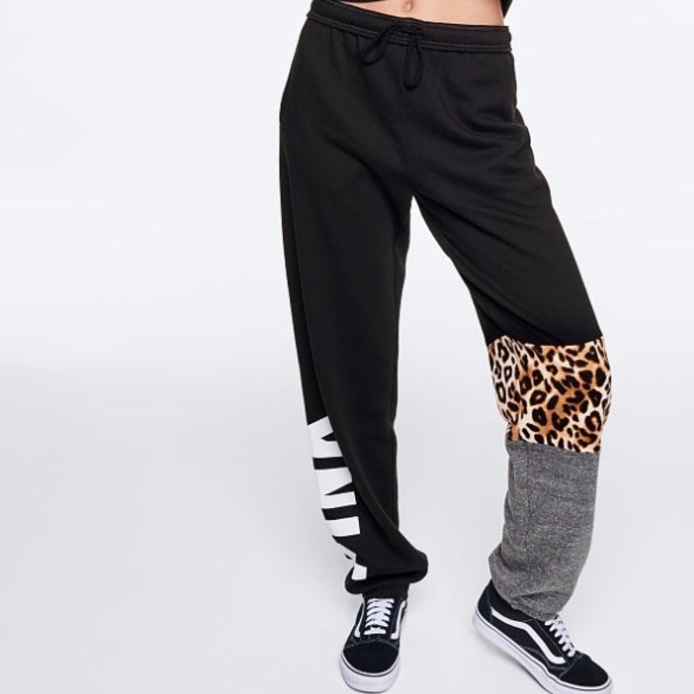Victoria’s Secret pink jogger pants sz xs run m/l